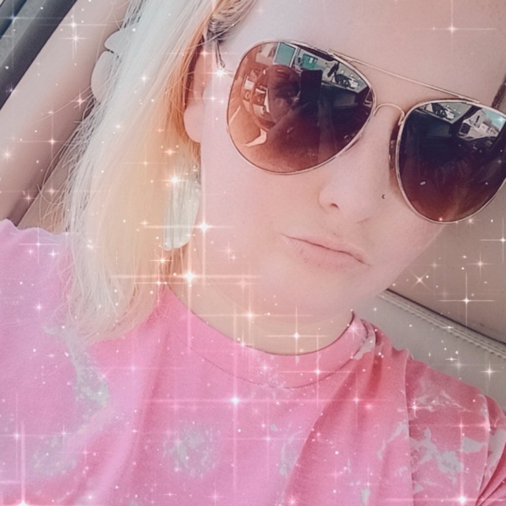 Meet your Posher, Melanie